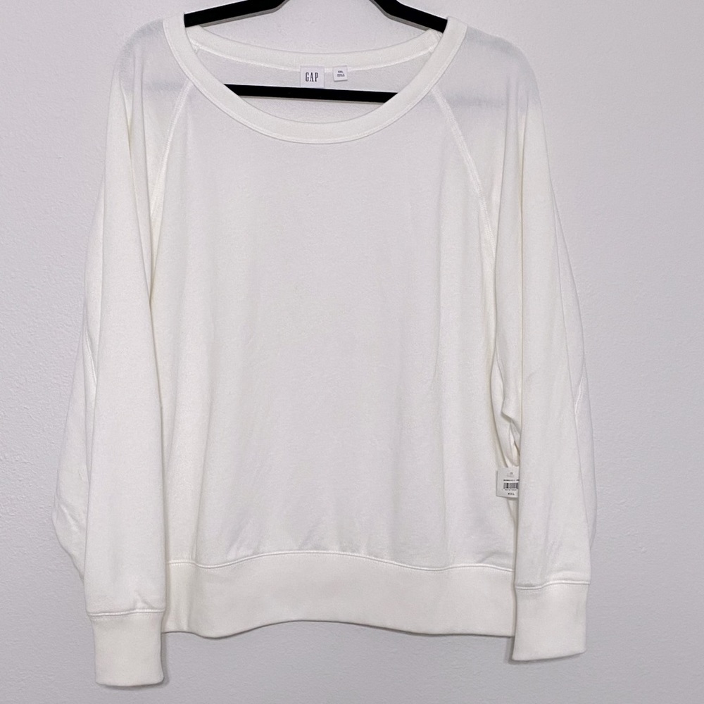 NWT- white GAP sweatshirt